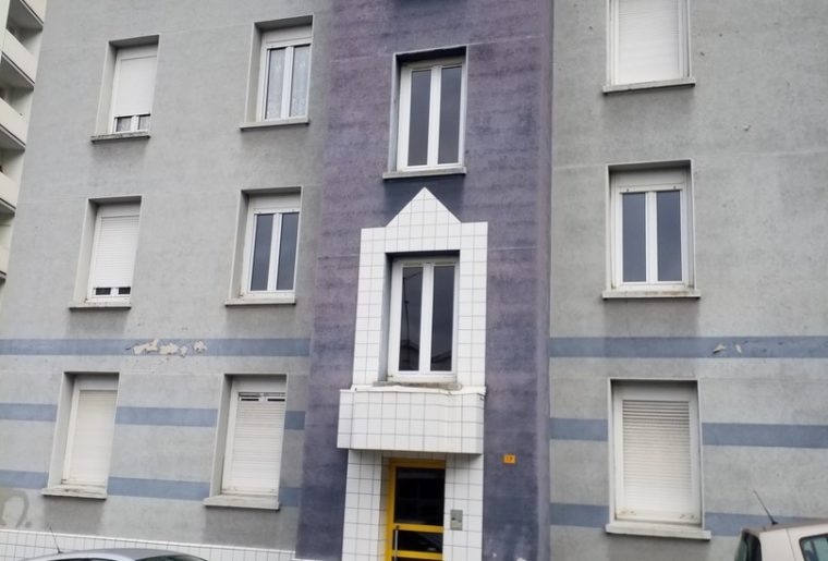 VENTE de 64 m² 3 pièces à louer