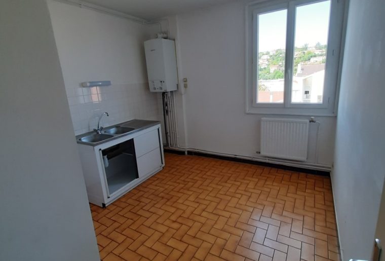 A LOUER T3 DUPLEX L HORME LOT 17083