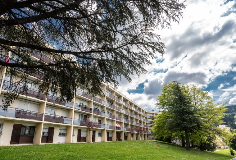 Appartement T4-à louer secteur métare