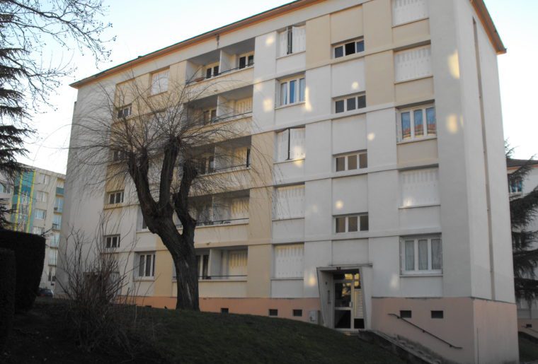 LOT 11221 LOUE T3 4EME ETAGE SANS ASCENSEUR