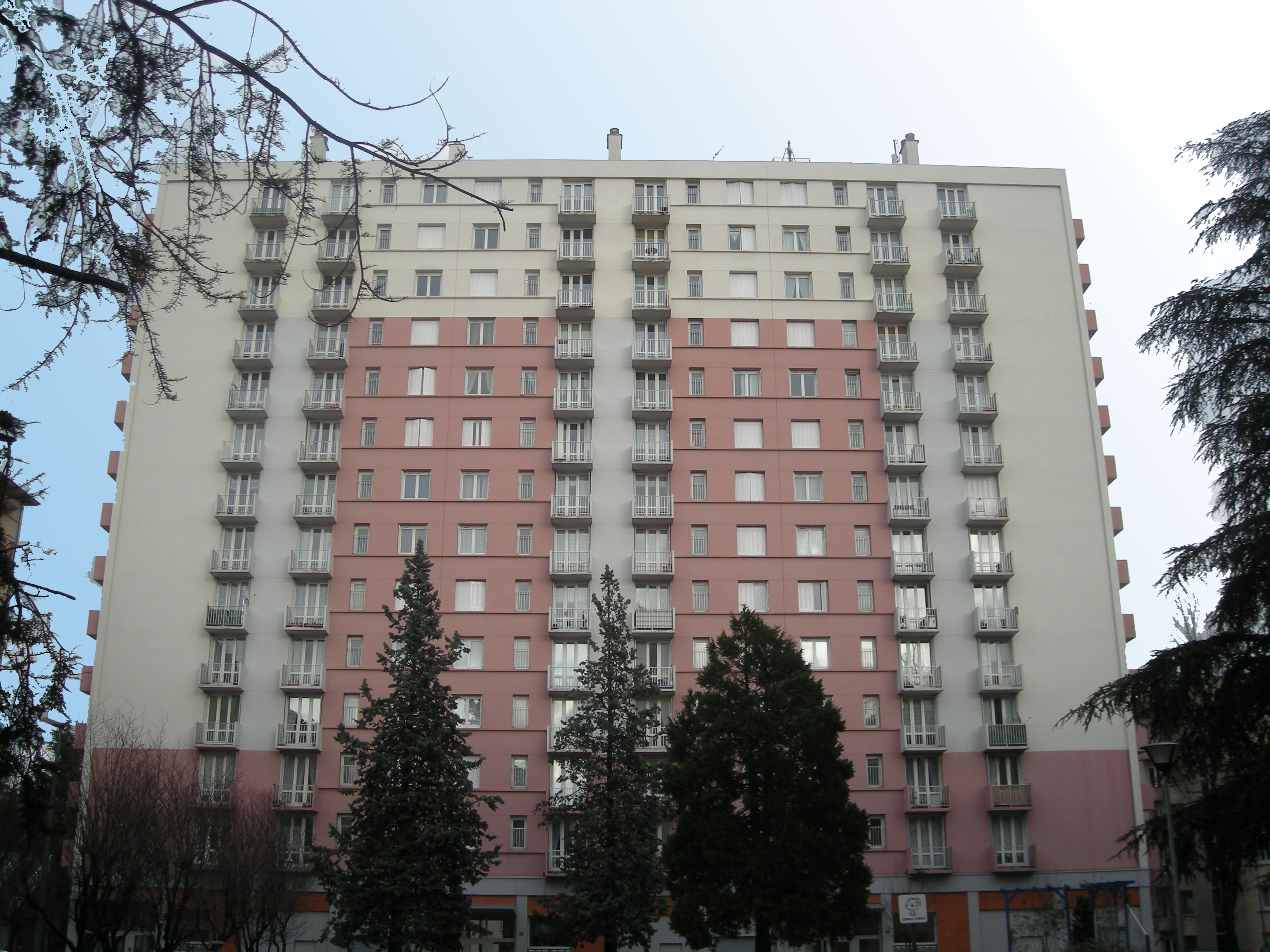 A LOUER T4 ST CHAMOND HYPER CENTRE LOT 12549