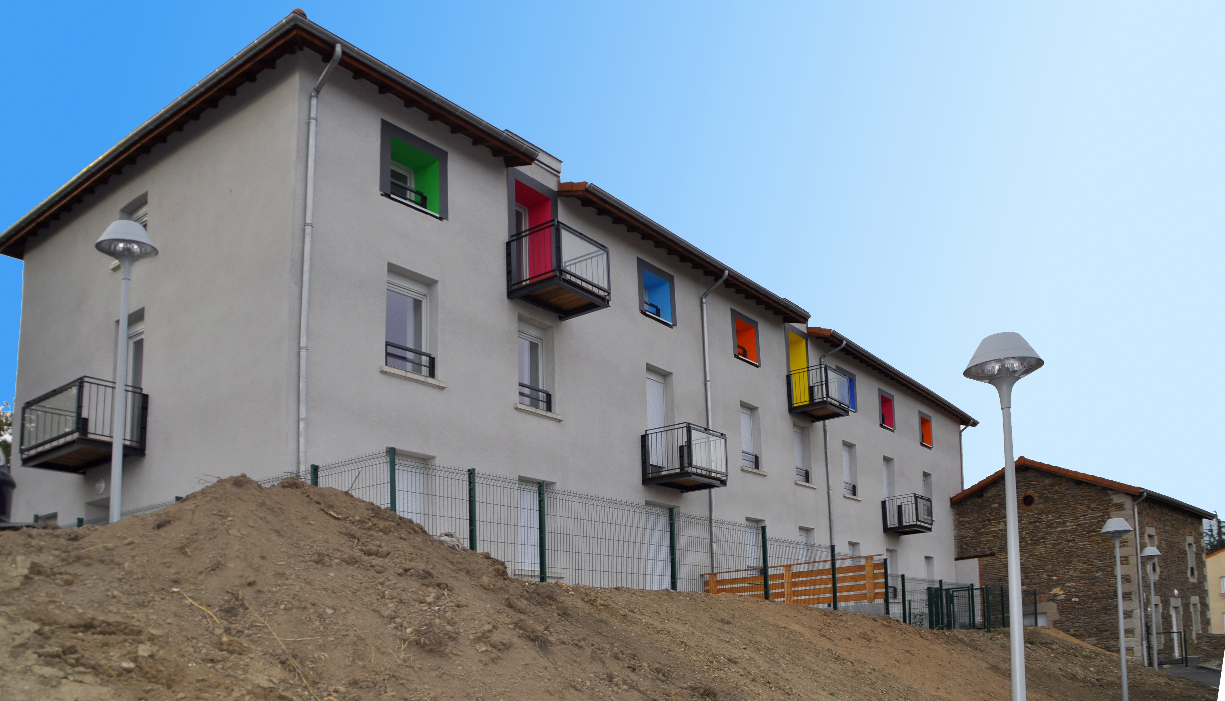 A LOUER T2 REZ DE JARDIN ST MARTIN LA PLAINE