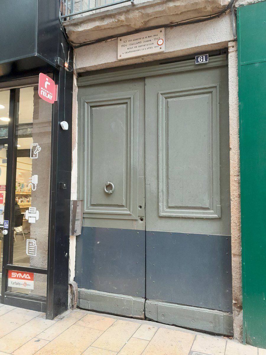 A LOUER T3 ST CHAMOND HYPER CENTRE LOT 18571